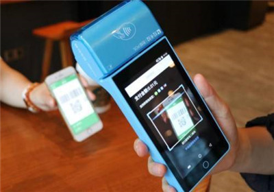 手機(jī)POS機(jī)與傳統(tǒng)POS機(jī)的區(qū)別